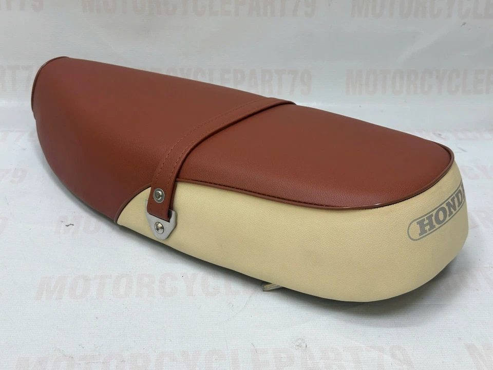 HONDA C70 PASSPORT 70 SEAT (1982-1983 Model) C70 Passport New Complete Seat. - Image 1 of 4