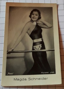 Film Star MAGDA SCHNEIDER | Portrait Photo - Trading Card #3124