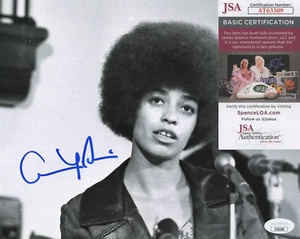 Foto firmada por Angela Davis de 8x10 con certificado de autenticidad JSA #AT63309 - Imagen 1 de 2