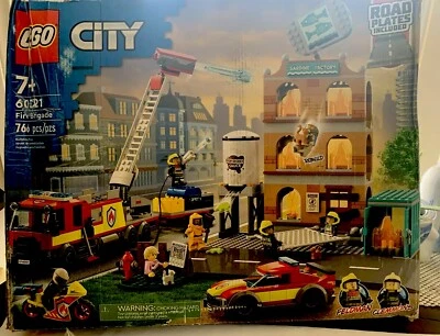 LEGO CITY Fire Brigade 60321 RETIRED Set with 7 Mini-Figures , Road Plates, Cats - Image 1 of 4
