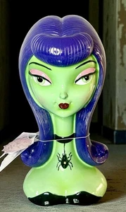 Bella Lux Viral Halloween Verde Novia Frankenstein Alien Busto Luz LED 13” NUEVO CON ETIQUETAS - Imagen 1 de 6