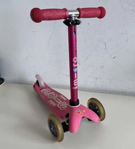 NY Swiss Micro Kick Kickboard Foldable Mini Deluxe Scooter 3-Wheel QMD197A04803 - Picture 1 of 15