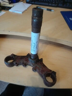 KAWASAKI Z650 B LOWER STEERING STEM 1976-77 - Image 1 of 4