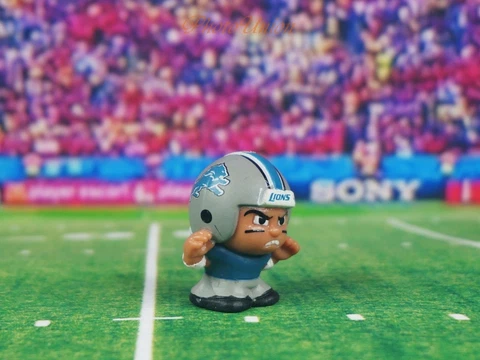 Lil TeenyMates Football League Detroit Lions Collectible Figure F9 Cover