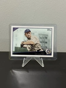 2009 Topps #60b Cy Young Legend SP Short Print - Picture 1 of 2