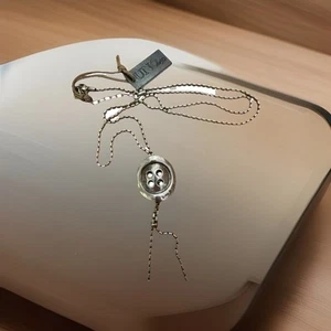 Uno de 50 Necklace Silver Plated Long Necklace NEW Button - Imagen 1 de 6