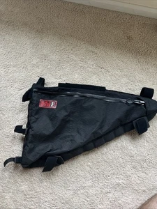 Borsa Surly Mountain Frame taglia 10 grande - nera - realizzata da Revelate Designs - Foto 1 di 8