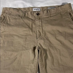 Goodfellow mens dark khaki Linden flat front 8.5inseam chino shorts - size 36 - Picture 1 of 11