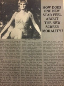 Jacqueline Bisset, ganzseitiger Vintage Ausschnitt  - Bild 1 von 1