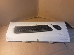 Microsoft Wired Desktop 600 Keyboard and Mouse Set, UK Layout - Black ‎APB-00006 - Picture 1 of 15