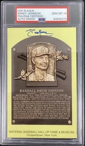 Randy Johnson Signed Gold HOF Plaque Postcard Yellow Mariner PSA/DNA Auto Gem 10 - Picture 1 of 3