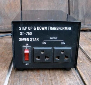 Vintage Step Up & Down TRANSFORMER 110V - 220V ST-750 Watt Voltage Converter - Picture 1 of 10