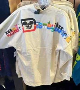 2024 Disney Magic Kingdom Characters Adult Spirit Jersey Size L - Picture 1 of 3
