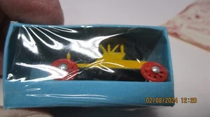 Vintage 1950's Tiny Miniature Antique Die Cast Metal Cars made in Japan NOS G - Picture 1 of 1