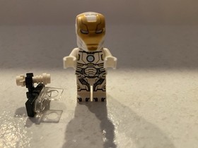 LEGO Space Iron Man Minifigure (Sh229) Marvel Super Heroes 76049