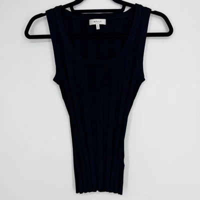 Camiseta sin mangas Milly negra acanalada minimalista ajustada para mujer mediana Foto 1 de 4