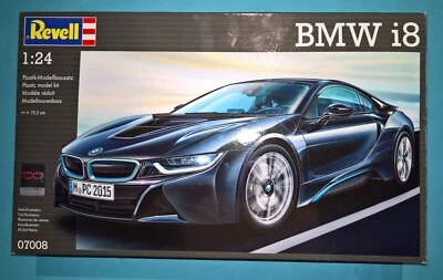 Revell 1:24 BMW i8  mit OVP - Bild 1 von 4