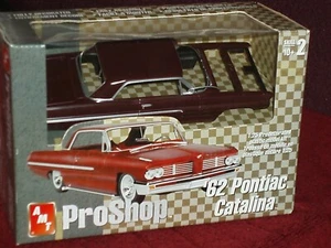AMT PRO SHOP 1962 PONTIAC CATALINA 1/25 PREPAINTED PLASTIC MODEL KIT - Picture 1 of 9