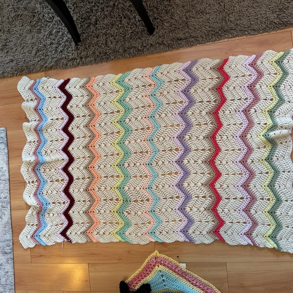 ** VINTAGE ** Handmade Crochet Chevron Blanket - Image 1 of 1
