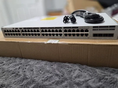 Cisco Catalyst 9200L-48P-4G - Usado - Buen Estado - IOS XE 17.15.04 - $950 USD Foto 1 de 3