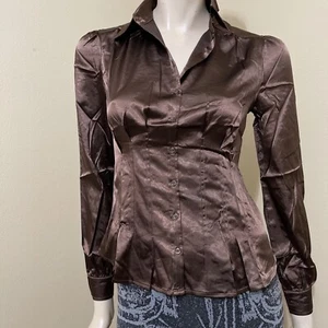 Damen braun Polyester Satin lässig Kragen Falten Größe M Knopfleiste Bluse Top - Bild 1 von 21