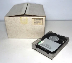 Micropolis 1624 668 MB 5.25" SCSI Hard Drive. P/N KG0033-01-2 - Picture 1 of 12