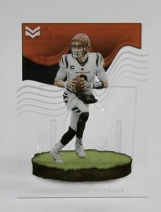 Joe Burrow - Crónicas Panini 2022 - Magnitud #MAG-5 - Bengals - Imagen 1 de 2