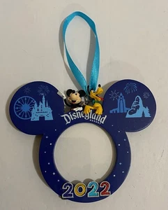 Marco de fotos Disneyland Resort 2022, independiente o colgante 4,5"x4" - Imagen 1 de 1