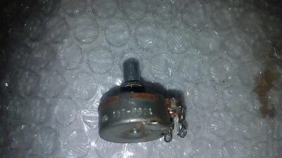 1978 FENDER JAZZ / PRECISION BASS POT USA - Image 1 of 4