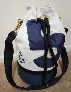 Ella Vickers Segeltuch Collection Sling Bucket Bag 5 RFA blau weiß Seil - Bild 1 von 16
