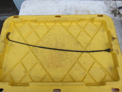 Honda Shadow Spirit 1100 VT1100C 1999 negro OEM línea de cable de freno Foto 1 de 4