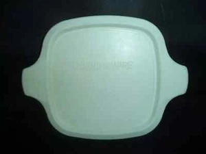 WEISSER KUNSTSTOFFDECKEL ZIERLICHE PFANNEN CORNINGWARE P-41-B & P-43-B - Bild 1 von 1