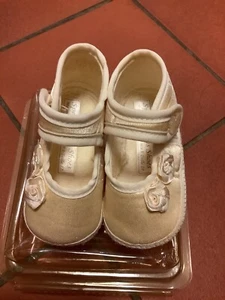 Vintage SPECIAL DAYS Boxed (New) Babies Ivory Pram Shoes, Size 1, Age 3-6mths - Picture 1 of 8