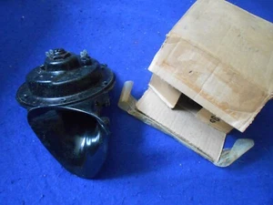 NOS Lucas 7H High Hote Horn Bentley Rolls Aston Martin Jaguar Mark II etc 69152 - Picture 1 of 7