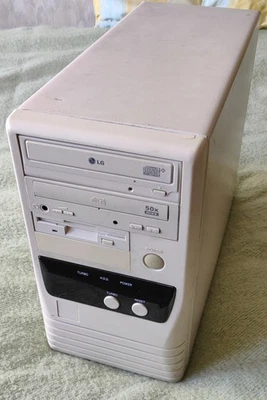 Computer AT Mini Tower, Mhz display,ZIDA socket7,Permedia 3000 PCI, AWE64 Isa - Bild 1 von 4