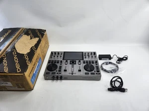 Denon DJ PRIME GO+ Portable DJ Double Deck Controller and Mixer Preowned - Afbeelding 1 van 11