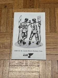 1990-91 St. Louis Blues Hockey Club Season Ticket Holder DINE OUT Guide - Picture 1 of 6