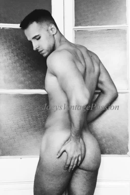 1990's Nude Male Muscular Beefcake Vintage Cheeks Butt 4"x6" Reprint Photo G70Sc - Изображение 1 из 2
