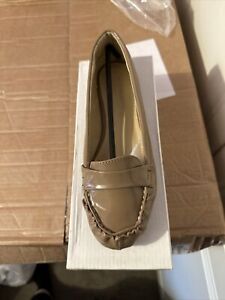 Women’s forever 21 flats size 4/37 new 