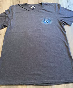 Amphibious Outfitters Mens Short Sleeve T shirt Captains Law 2008 M NWOT - Picture 1 of 11