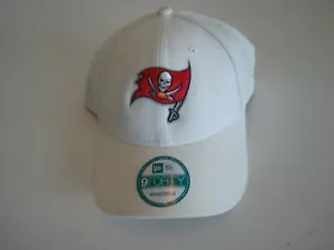 TAMPA BAY BUCCANEERS NEW ERA 00S SCRIPT 90S STRAPBACK HAT CAP VINTAGE EE3 - Picture 1 of 5