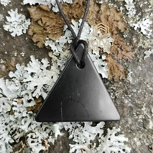 Russian Shungite pendant "Peaceful" made of real shungite stone Karelia, Tolvu - Picture 1 of 3