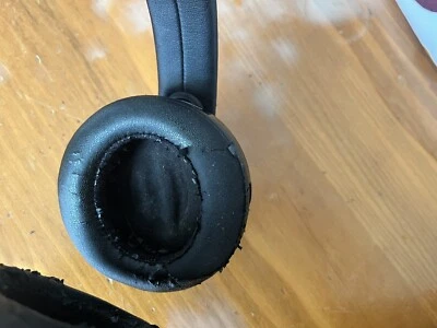 Sony Gold Cuffie Wireless per Sony PlayStation 4 - Neri (9455165) - Immagine 1 di 4