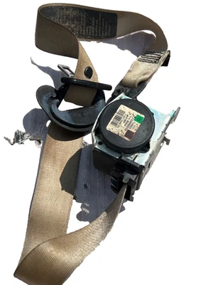 04-10 BMW 525i 528i 550i E60 paso delantero derecho. Retractor de cinturón de seguridad OEM Foto 1 de 3