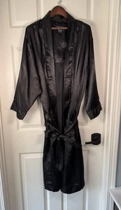 Robert Louis New York London Paris Black Knee Length Silk Blend Unisex Robe OS - Picture 1 of 8