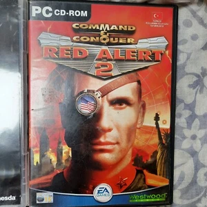 Command & Conquer Red Alert 2 PC GAME Turkish Manual Case Only FALLOUT4 SKYRIM - Picture 1 of 23