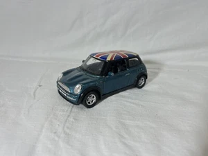 Welly 1/32 Scale Die Cast Model Mini Cooper - Blue - Picture 1 of 6