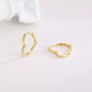 18CT GOLD LADIES Heart HOOP EARRINGS - Pair , 17 mm - Picture 1 of 5
