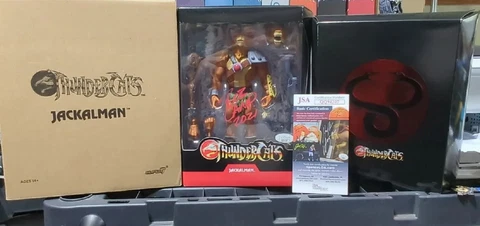 THUNDERCATS JACKALMAN Ultimates Super7 Deluxe Action Figure New Signed Bob Camp Cover