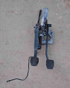 BMW E36 Z3 Manual Transmission Clutch & Brake Pedal Assembly Swap With Hardline - Picture 1 of 6